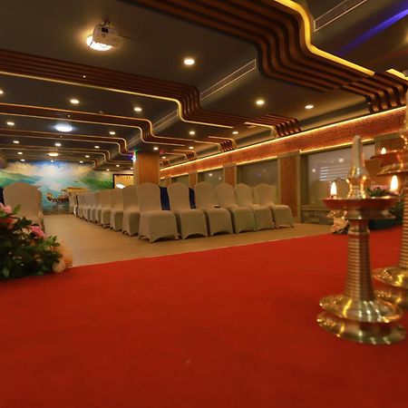 Bhavanam Regency Guruvayoor Guruvāyūr Zewnętrze zdjęcie