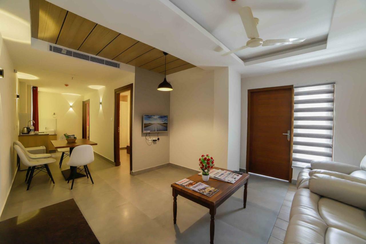 Bhavanam Regency Guruvayoor Guruvāyūr Zewnętrze zdjęcie