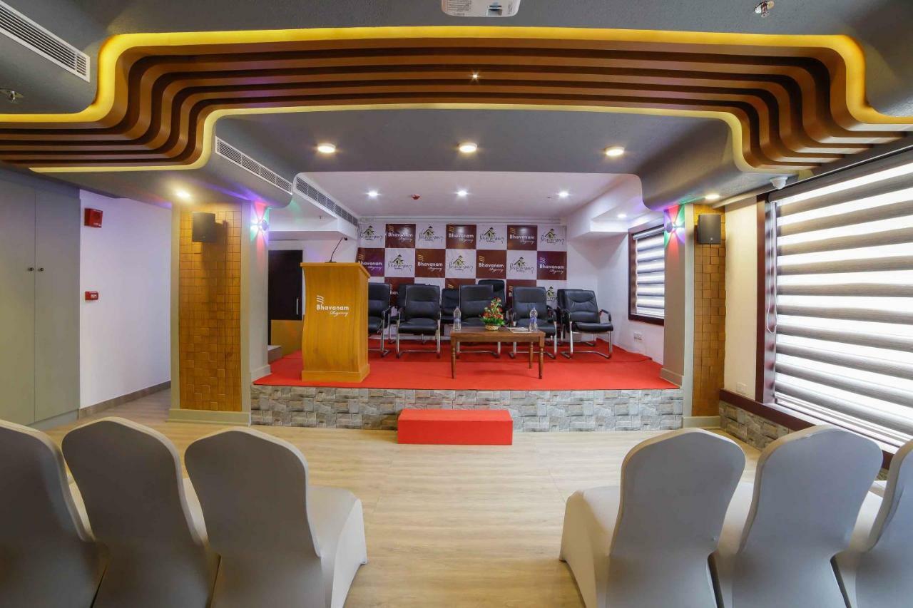 Bhavanam Regency Guruvayoor Guruvāyūr Zewnętrze zdjęcie
