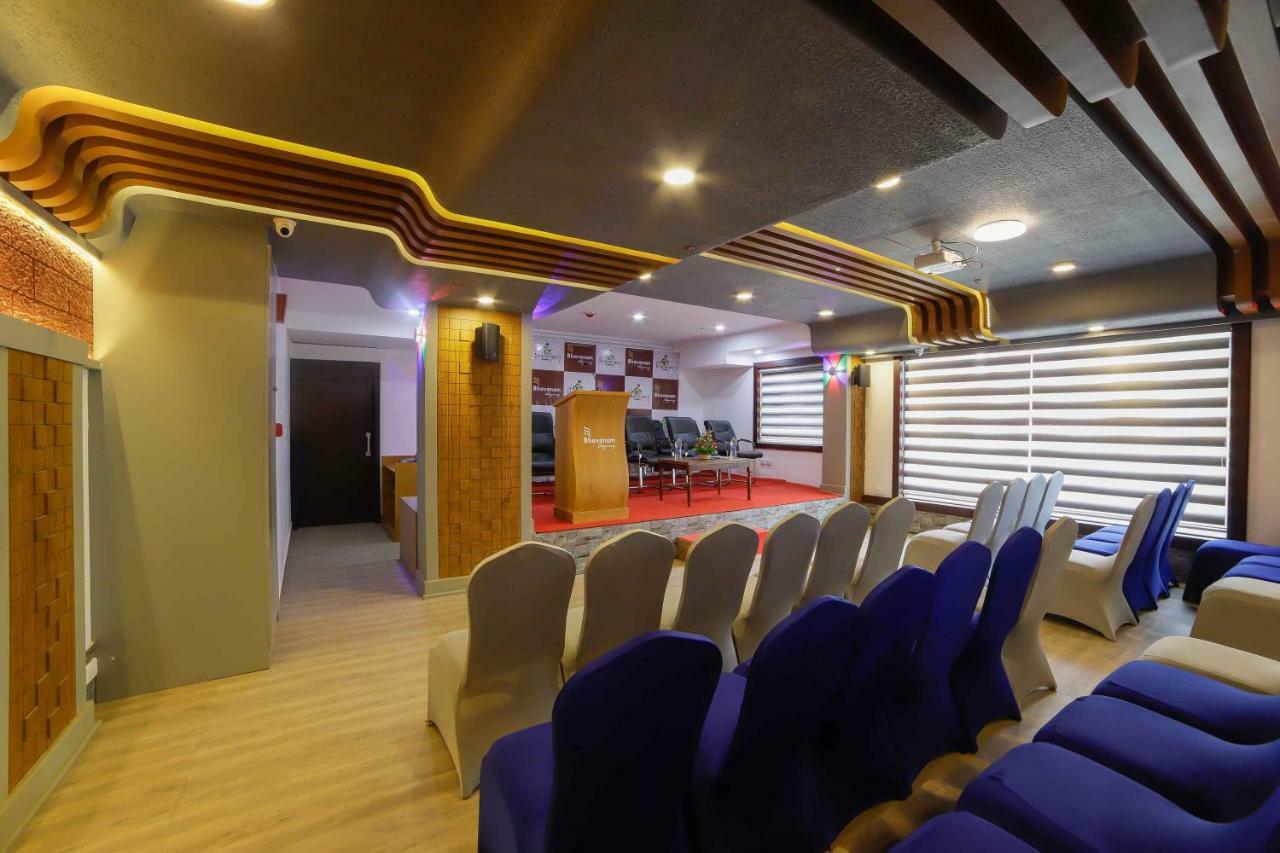 Bhavanam Regency Guruvayoor Guruvāyūr Zewnętrze zdjęcie